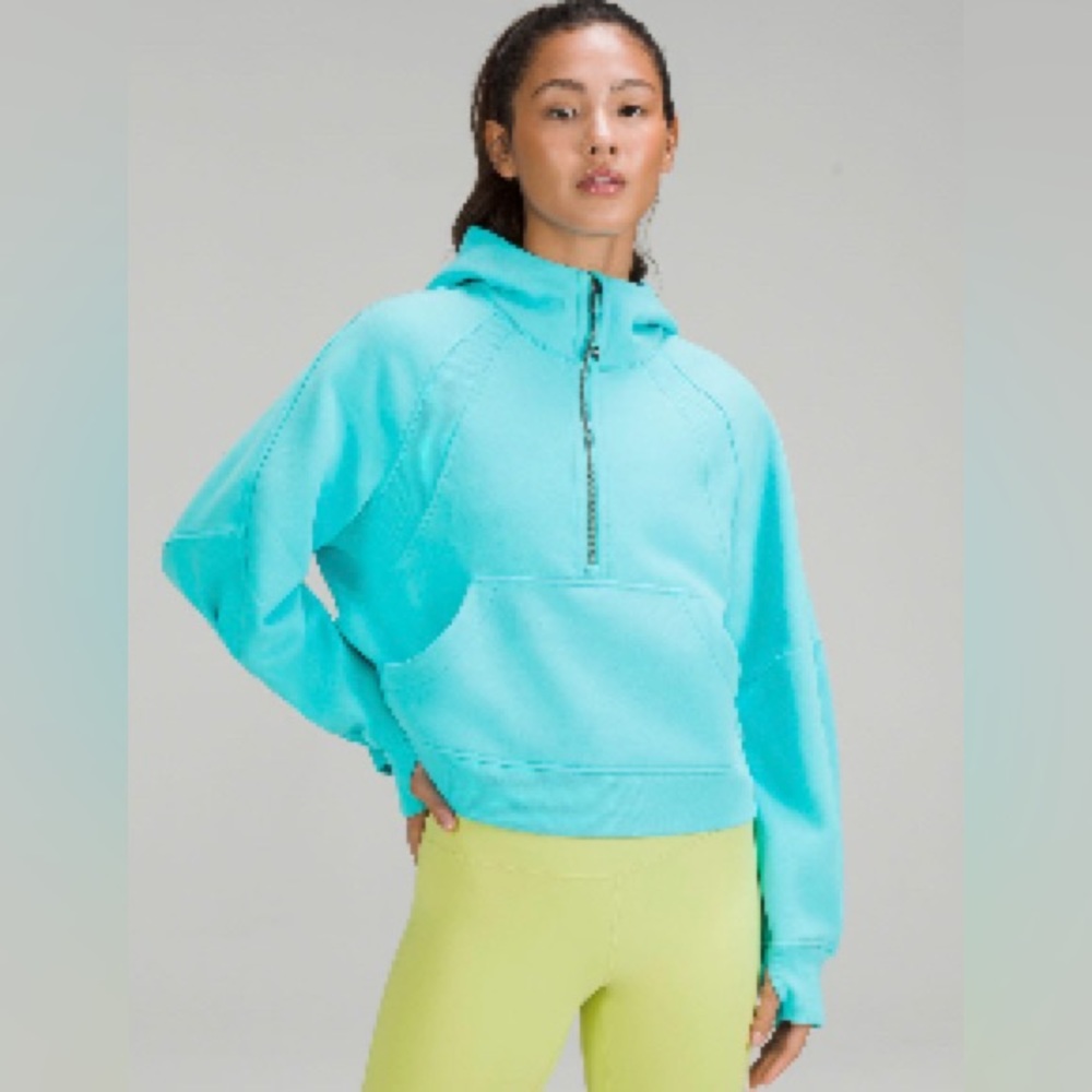 Lululemon Scuba Oversized Half-Zip Hoodie
Electric Turquoise	
Size: M/L